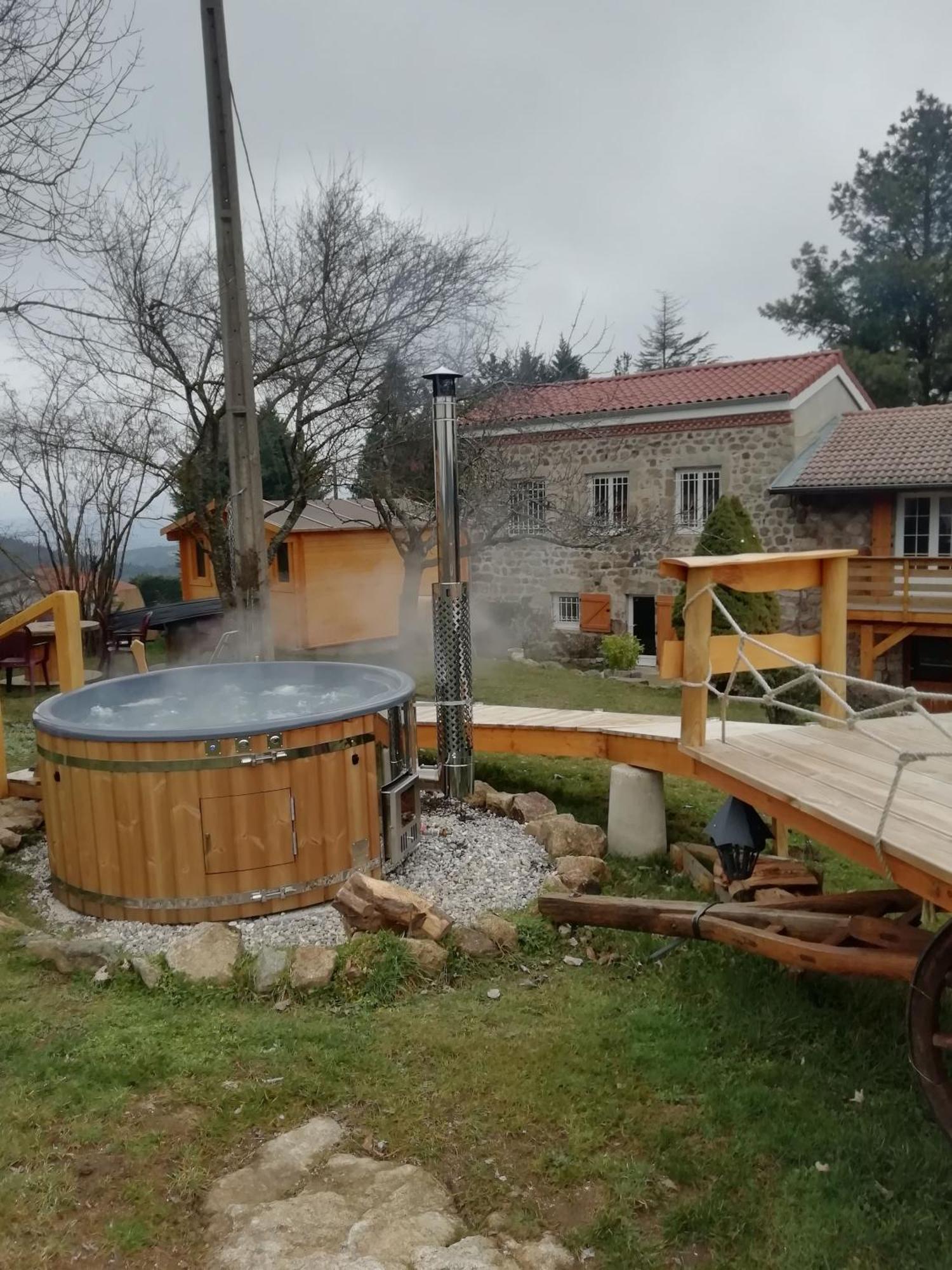مبيت وإفطار Monistrol-sur-Loire Chez Sophie Et Gilles المظهر الخارجي الصورة